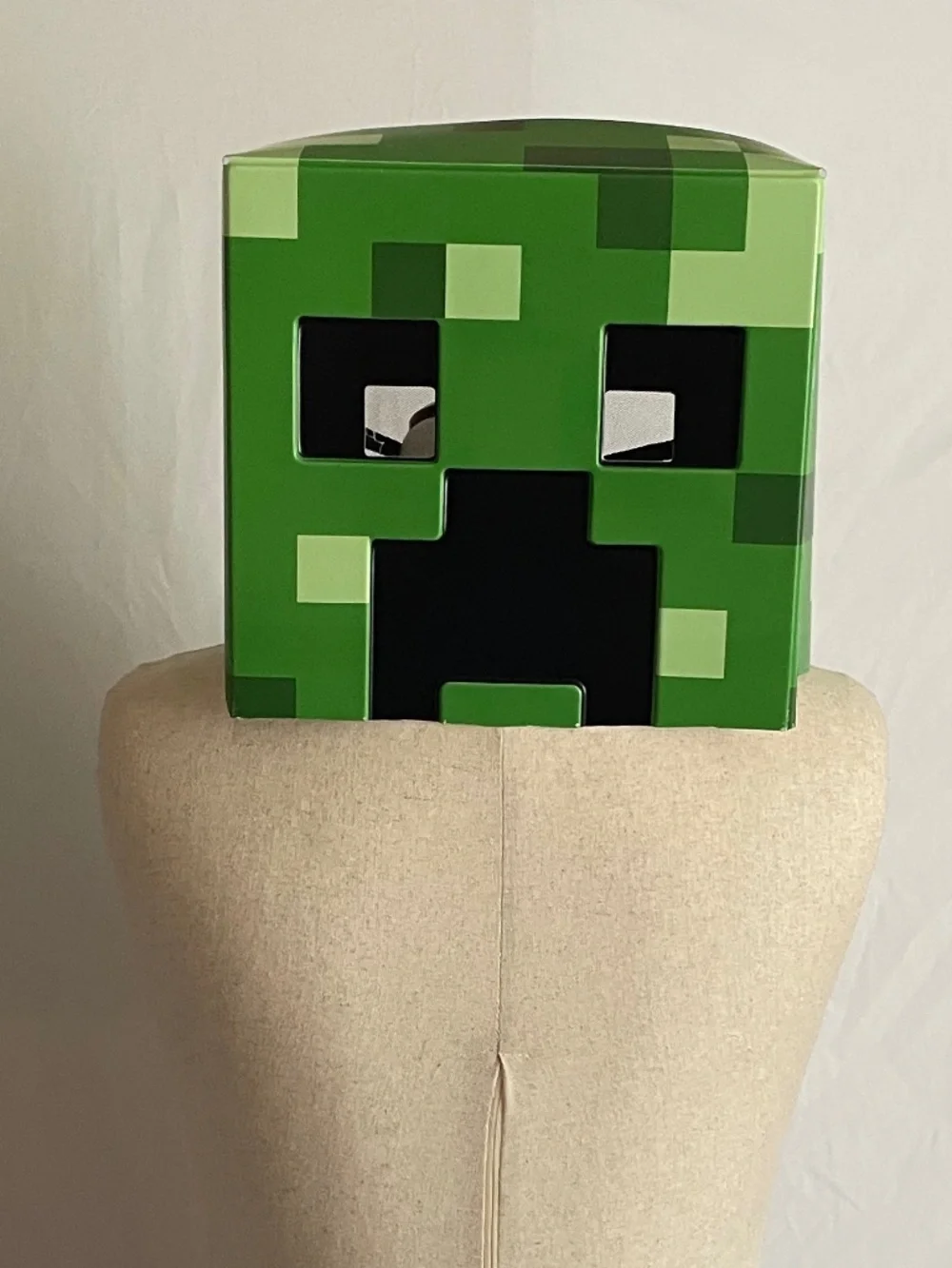 EUC Minecraft Creeper Child Halloween Costume Size Small (4-6) - Picture 8 of 14